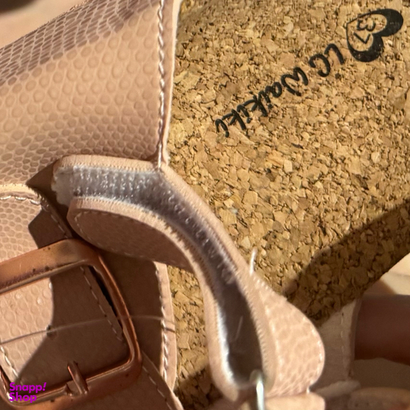 صندل زنانه ال سی وایکیکی مدل Tork475