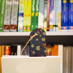 نشانگر کتاب ترمه طراحان ایده مدل دختر و مرداب کد cfp400