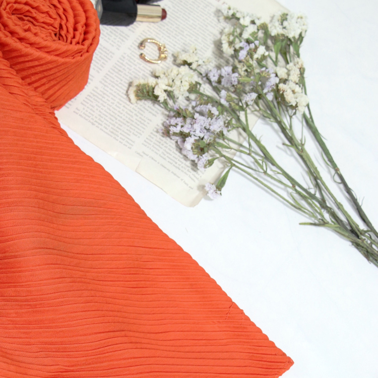 شال ساده پلیسه طرح آرمیتا کد ana9503