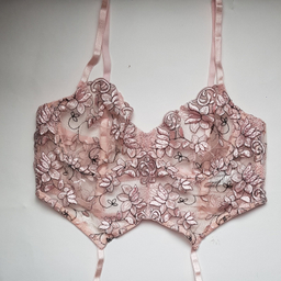 لباس خواب زنانه برتا مدل توری فنردار کد 2600EMP رنگ صورتی چرک