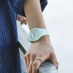 ساعت عقربه ای زنانه آیس کد 001068 رنگ سبزآبی