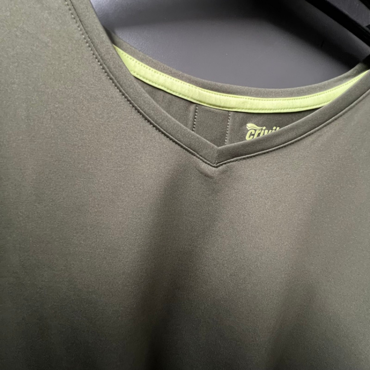 تیشرت ورزشی زنانه طرح کرویت رنگ سبز لجنی