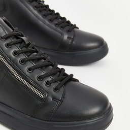 نیم بوت مردانه ال سی وایکیکی مدل gllipper