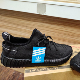 کفش پیاده روی مدل ایزی 350 کد 018 رنگ مشکی