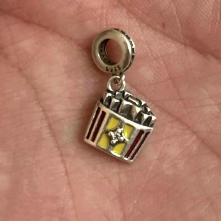 آویز نقره زنانه پاندورا مدل French Fries کد 65181