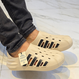 دمپایی مردانه زیتون مدل سامبا کد 46789 رنگ نسکافه ای