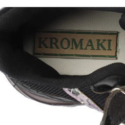 کفش راحتی پسرانه کروماکی مدل kmb2301 رنگ مشکی