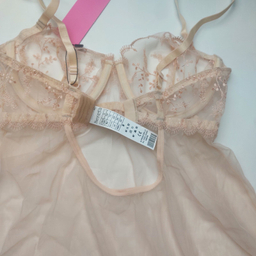 لباس خواب زنانه برتا مدل توری فنردار کد 2200C