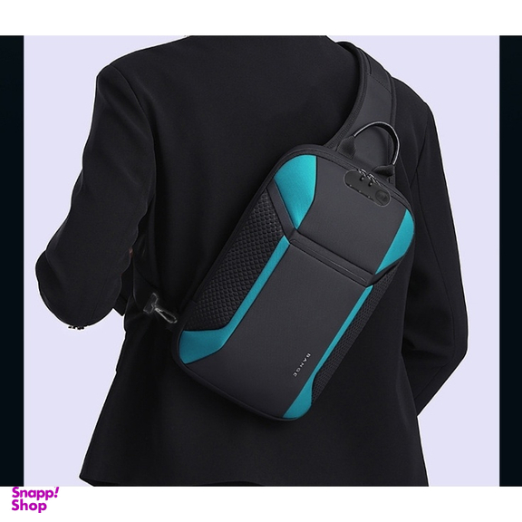 کیف کراس بادی مردانه طرح بنج قفل دار کد BG-7721