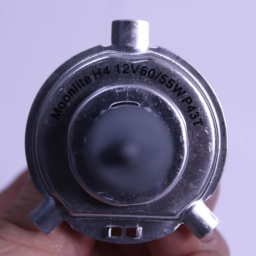 لامپ خودرو مونلایت مدل 60.55W پایه H4