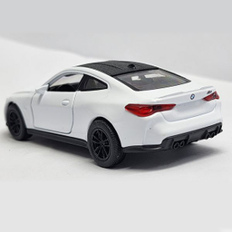 ماشین بازی ولی مدل فلزی درب بازشو BMW M4