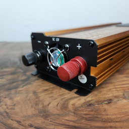 مبدل برق خودرو صنعتی اینتیمکث کد 1103 ظرفیت 3000 وات