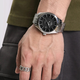 ساعت عقربه ای مردانه نیوی فورس کد nf8032sb رنگ نقره ای