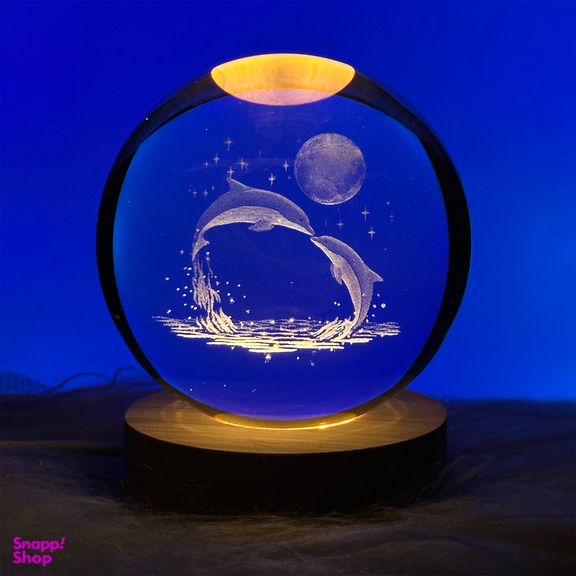 چراغ خواب مدل گوی کریستال سه بعدی طرح دلفین و ماه سایز 10 سانتی متر