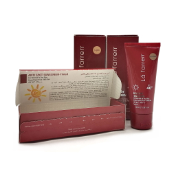 کرم ضدآفتاب و ضدلک رنگی لافارر مدل SPF40-Light مناسب پوست های خشک و معمولی حجم 40 میلی لیتر