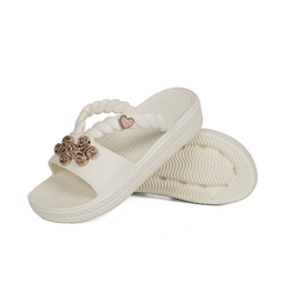 دمپایی زنانه شیما مدل فانتزی رنگ سفید