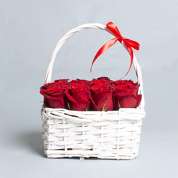 سبد گل رز هلندی 12 عددی