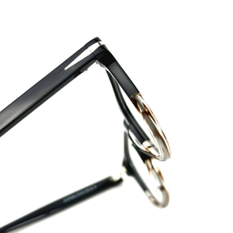 فریم عینک طبی ویفر جنتل مانستر کد 7040 مشکی کهربایی