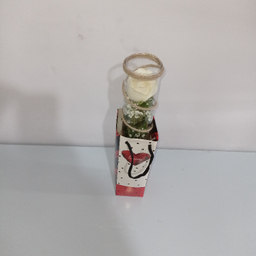 شاخه گل طبیعی رز کد 84 به همراه بگ