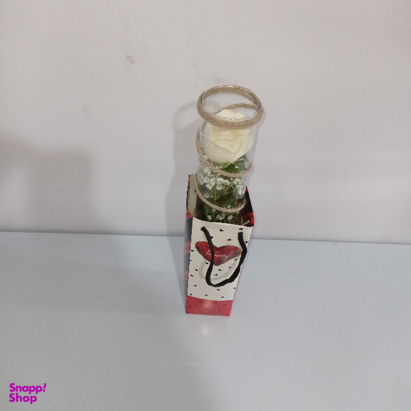 شاخه گل طبیعی رز کد 84 به همراه بگ