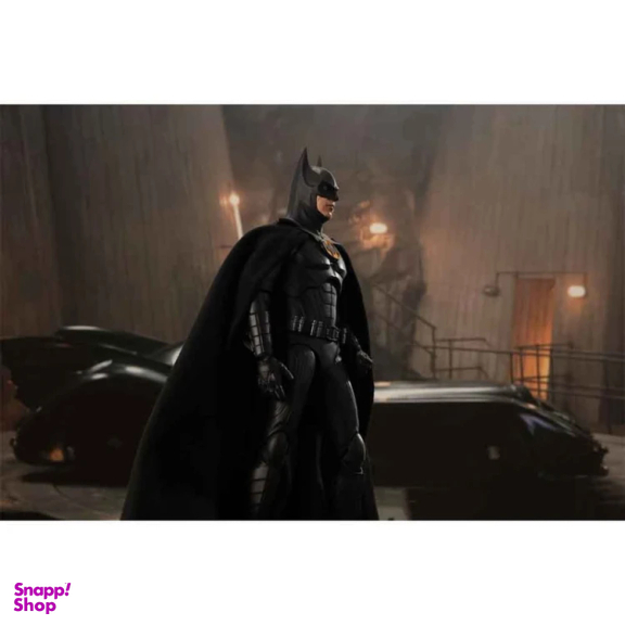 اکشن فیگور بندای مدل بتمن مایکل کیتون طرح Batman The Flash