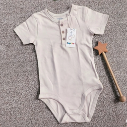 بادی راحتی نوزاد لوپیلو مدل سه دکمه کد 034