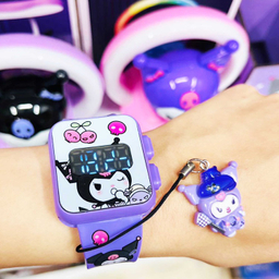 ساعت مچی دیجیتال دخترانه مدل کرومی عروسکی به همراه آویز