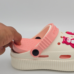 صندل بچگانه پاپا مدل کراکس کد 5863 رنگ کرم قرمز