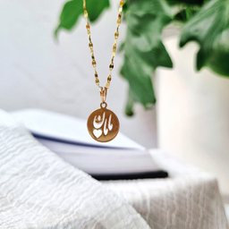 آویز گردنبند طلا 18 عیار زنانه گوزن مدل مامان و قلب کد JGD234