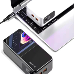 پاوربانک باوین مدل PC036 ظرفیت ۲۰۰۰۰ میلی‌ آمپر ساعت