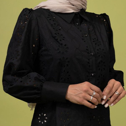 شومیز زنانه برنس مدل آرمینا رنگ مشکی