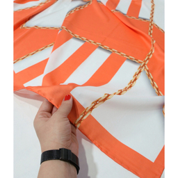 روسری زنانه آنالیا مدل ابریشم دست دوز طرح زنجیری کلاسیک کد ana-2821