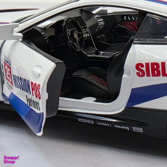 ماکت ماشین ناب سل مدل بی ام و ام 8 فلزی چراغدار BMW M8 GT همراه با جاسوییچی