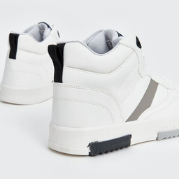 نیم بوت مردانه ال سی وایکیکی مدل s4jq80z8 رنگ سفید