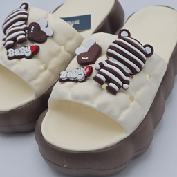 دمپایی زنانه زیتون مدل سارا 421700 رنگ کرم قهوه ای