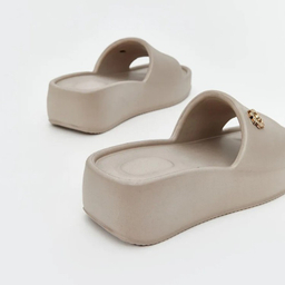 دمپایی زنانه ال سی وایکیکی مدل Butterfly