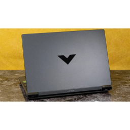لپ تاپ 15.6 اینچ اچ‌ پی مدل Victus 15 Gaming FB2082wm-R5 8645HS-16GB DDR5-1TB SSD-RTX4050-FHD کاستوم شده