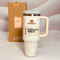 تراول ماگ استنلی مدل Tumbler طرح شماره 004 ظرفیت ۱۱۸۰ میلی‌ لیتر
