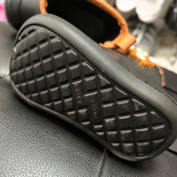 بوت پسرانه مدل تام جری ویانزا رنگ مشکی