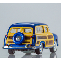 ماشین بازی کینزمارت مدل 1949 ford woody wagon