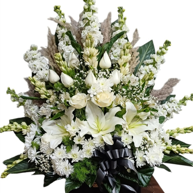 باکس گل طبیعی گلی کد 20098 رنگ سفید