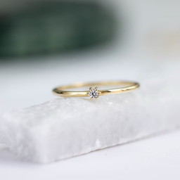 انگشتر طلا 18 عیار زنانه وی وی گلد گالری مدل هلیا 2627 سایز 54