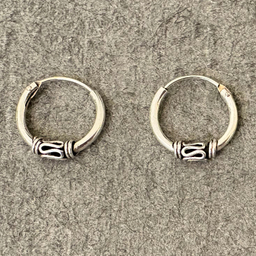 گوشواره نقره زنانه گیرا مدل سیاه قلم کد G682