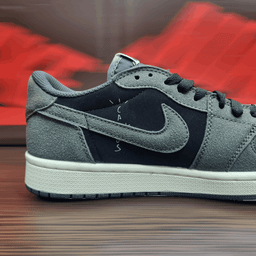 کفش کتونی مردانه طرح نایک جردن‌ تراویس کد 709