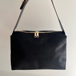 کیف رودوشی زنانه مدل نیوا