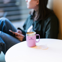 ماگ دسته دار استنلی مدل Classic Camp Mug گنجایش 230 میلی‌ لیتر