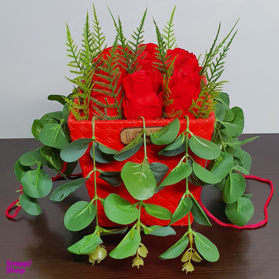 باکس گل رز مصنوعی مدل red rose کد 77