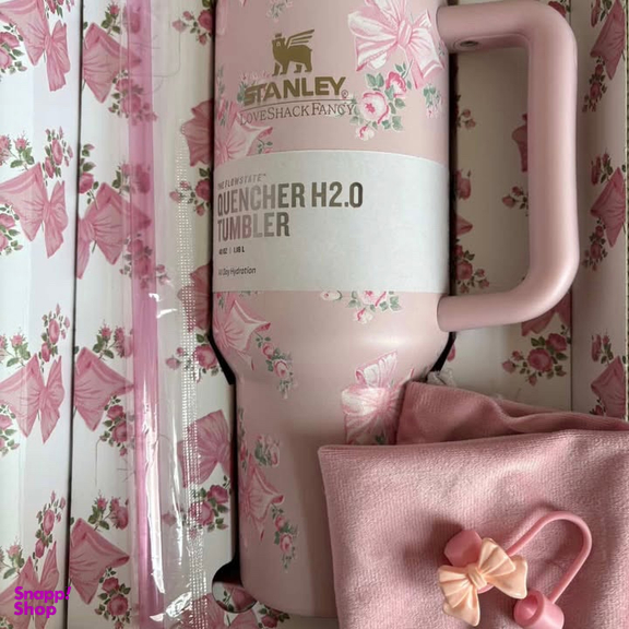 ماگ استنلی مدل Tumbler پاپیون دار به همراه جعبه کادو