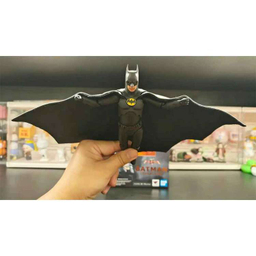 اکشن فیگور بندای مدل بتمن مایکل کیتون مدل The Batman Michael Keaton S.H.Figuarts