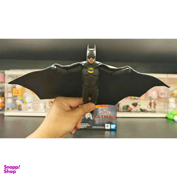 اکشن فیگور بندای مدل بتمن مایکل کیتون مدل The Batman Michael Keaton S.H.Figuarts